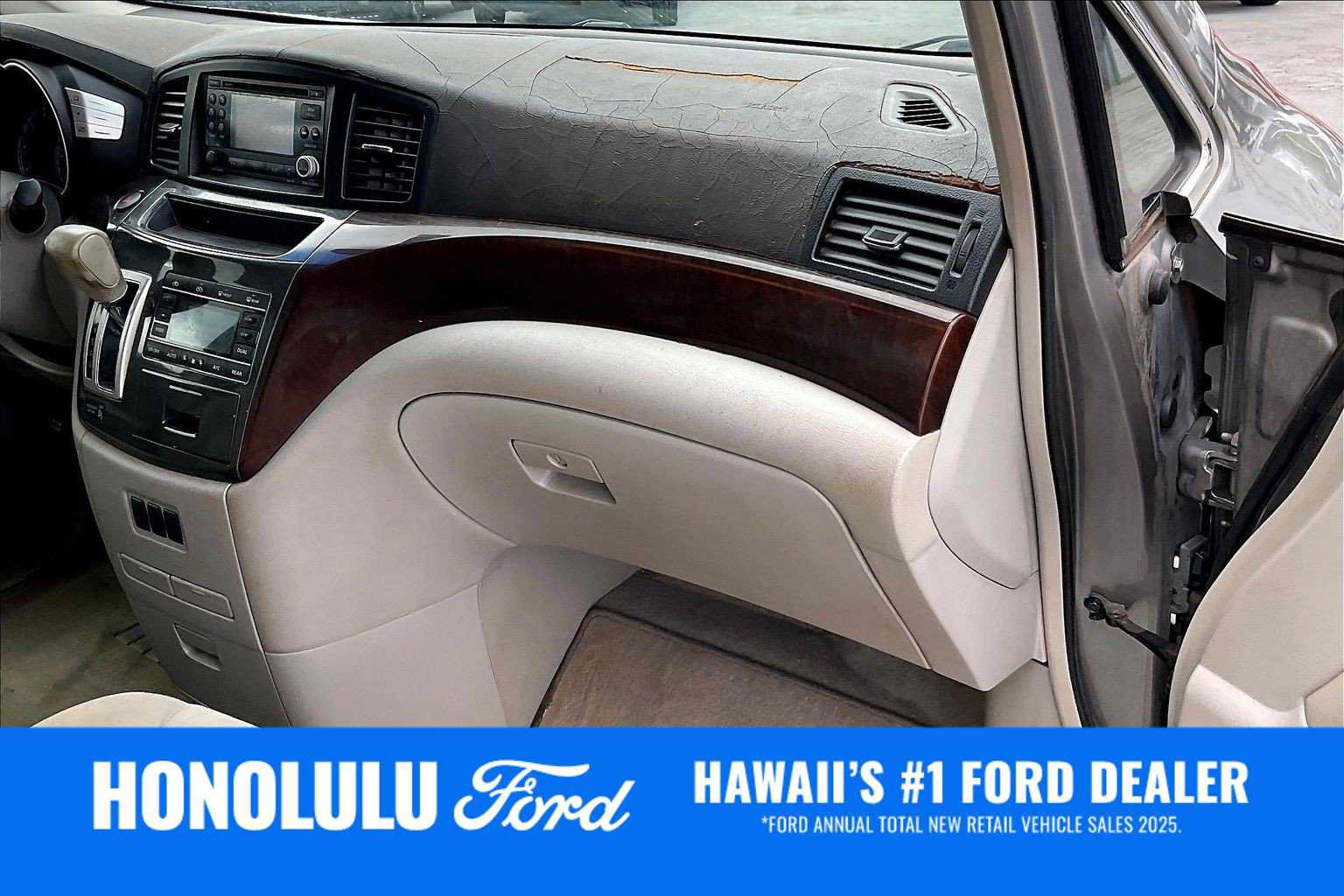 Used 2011 Nissan Quest SV FWD image 23