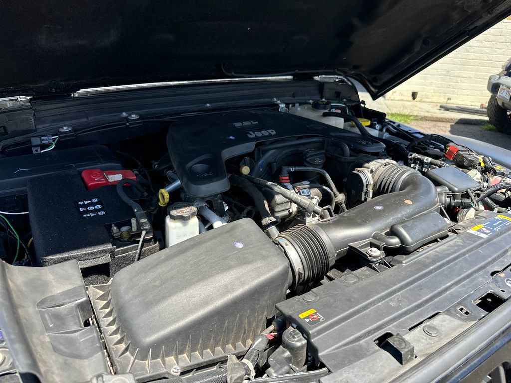 Used 2021 Jeep Wrangler Unlimited Rubicon AWD/4WD image 21