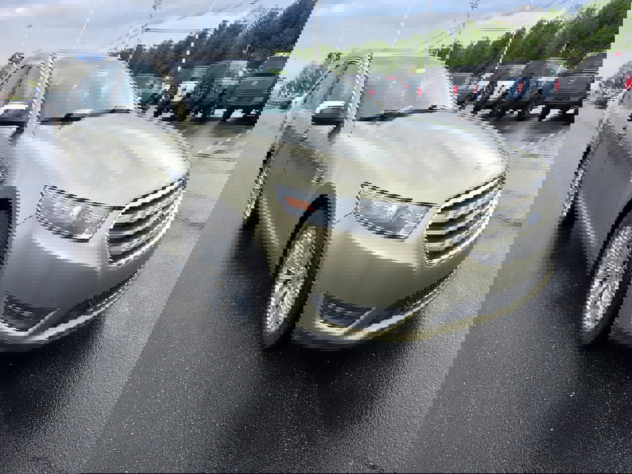 Used 2013 Ford Taurus Limited image 5