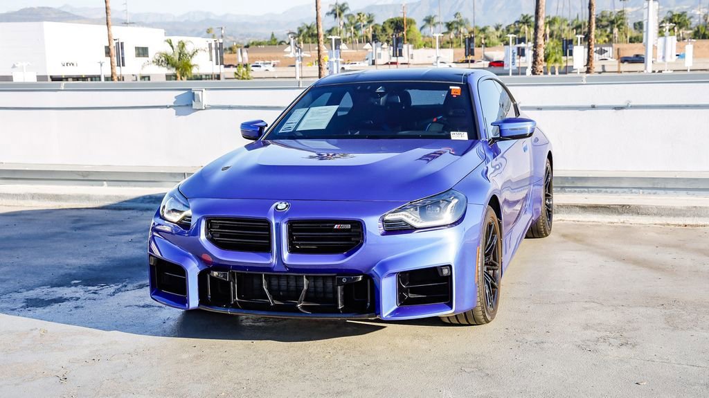 Used 2025 BMW M2 w/ Lighting Package image 4
