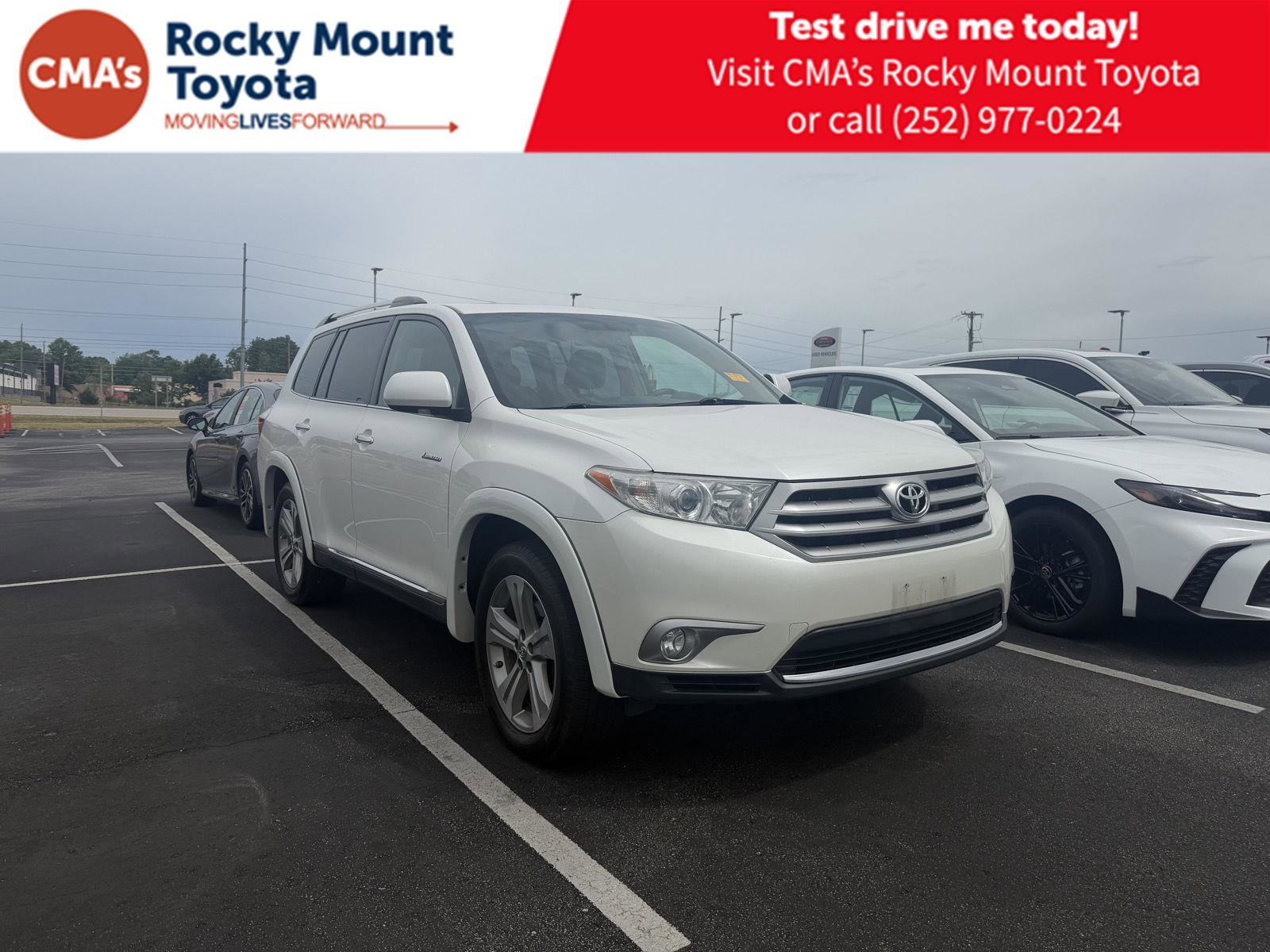 Used 2013 Toyota Highlander Limited FWD image 1