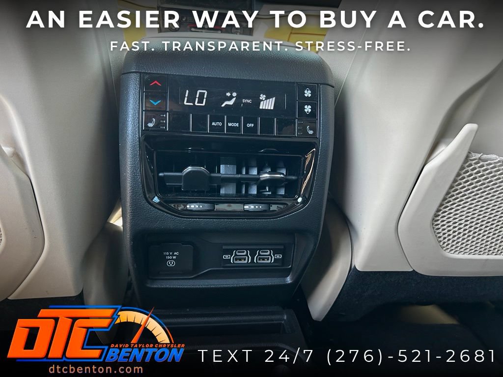 Used 2025 Jeep Grand Cherokee L Limited AWD/4WD image 30