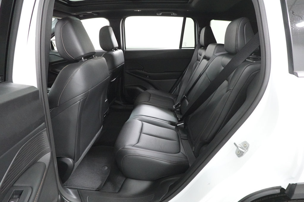 New 2026 Jeep Cherokee Limited AWD/4WD image 26