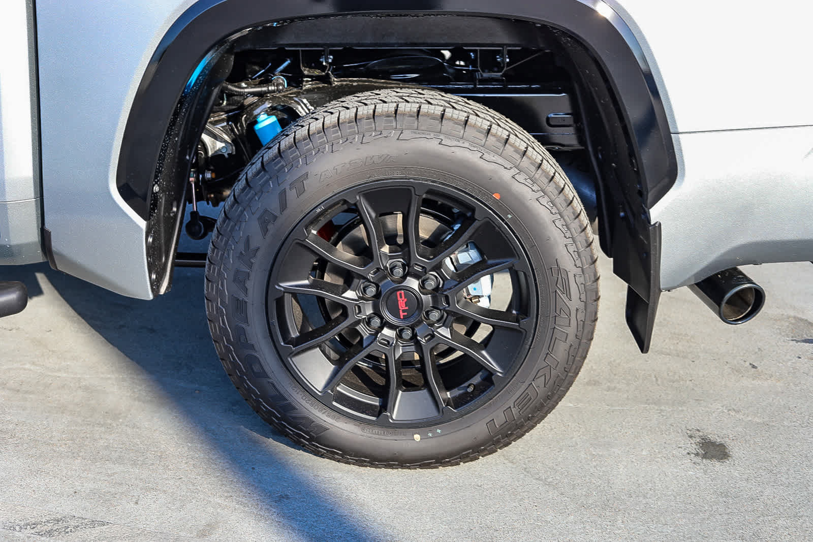 New 2026 Toyota Tundra Platinum w/ TRD Off-Road Package AWD/4WD image 11