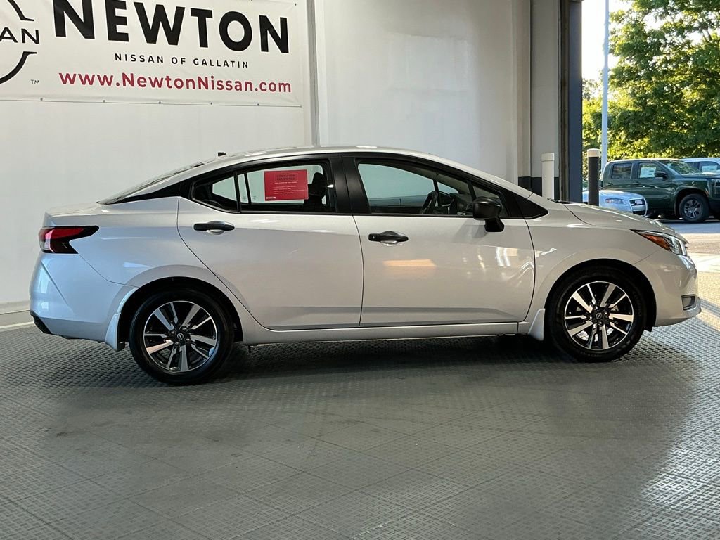Used 2025 Nissan Versa S w/ S Plus Package FWD image 21