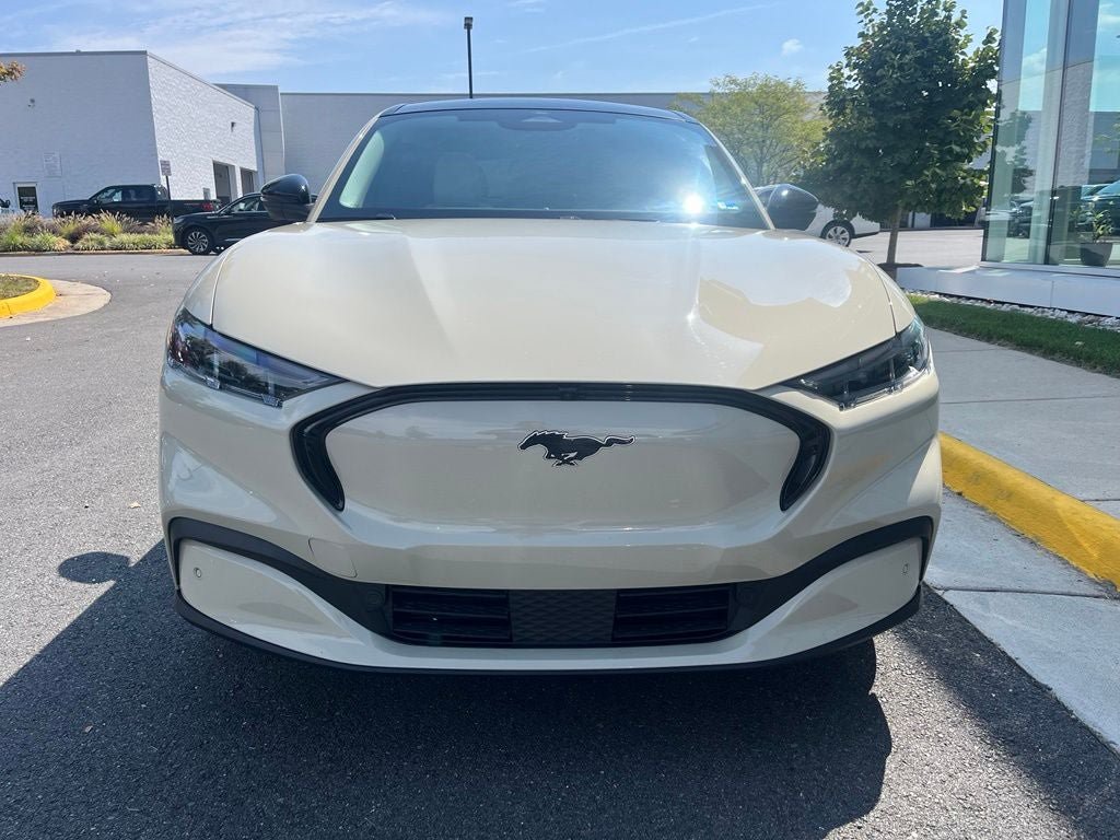 Certified 2025 Ford Mustang Mach-E Premium AWD/4WD image 2