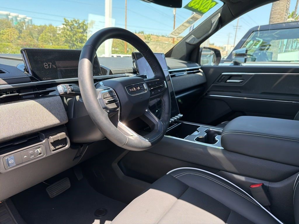 Certified 2026 GMC Sierra EV Elevation AWD/4WD image 4