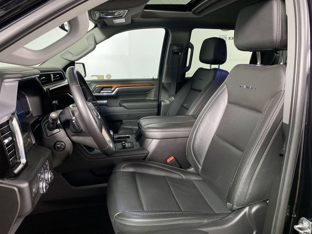 Used 2023 GMC Sierra 1500 Denali AWD/4WD image 11