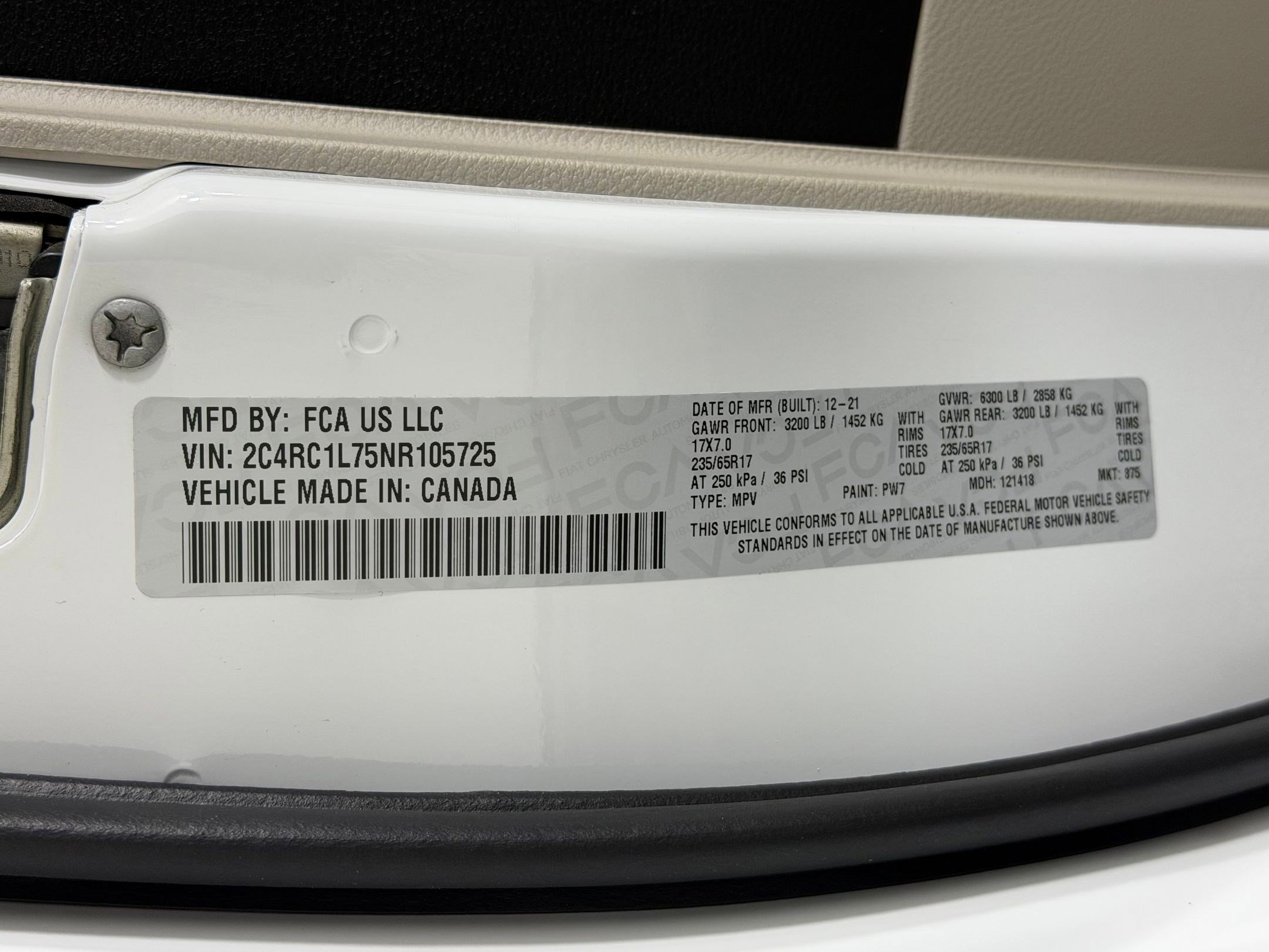 Used 2022 Chrysler Pacifica Touring-L image 29