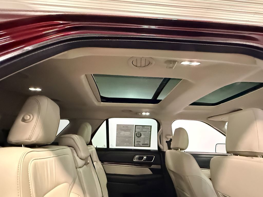 Used 2018 Ford Explorer Platinum AWD/4WD image 69