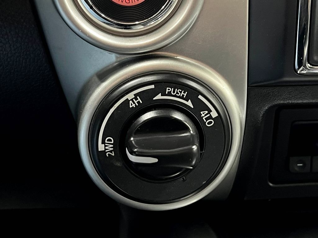 Used 2017 Nissan Titan PRO-4X image 30