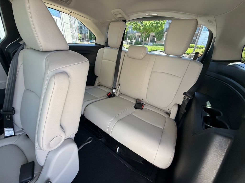Used 2026 Honda Odyssey EX-L image 30
