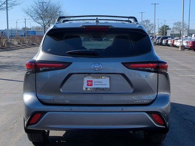 Certified 2025 Toyota Highlander Limited image 6
