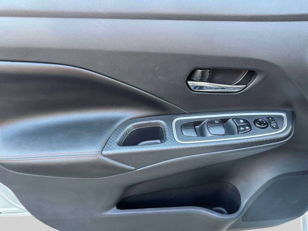 Certified 2025 Nissan Versa SR w/ Trunk Package FWD image 16
