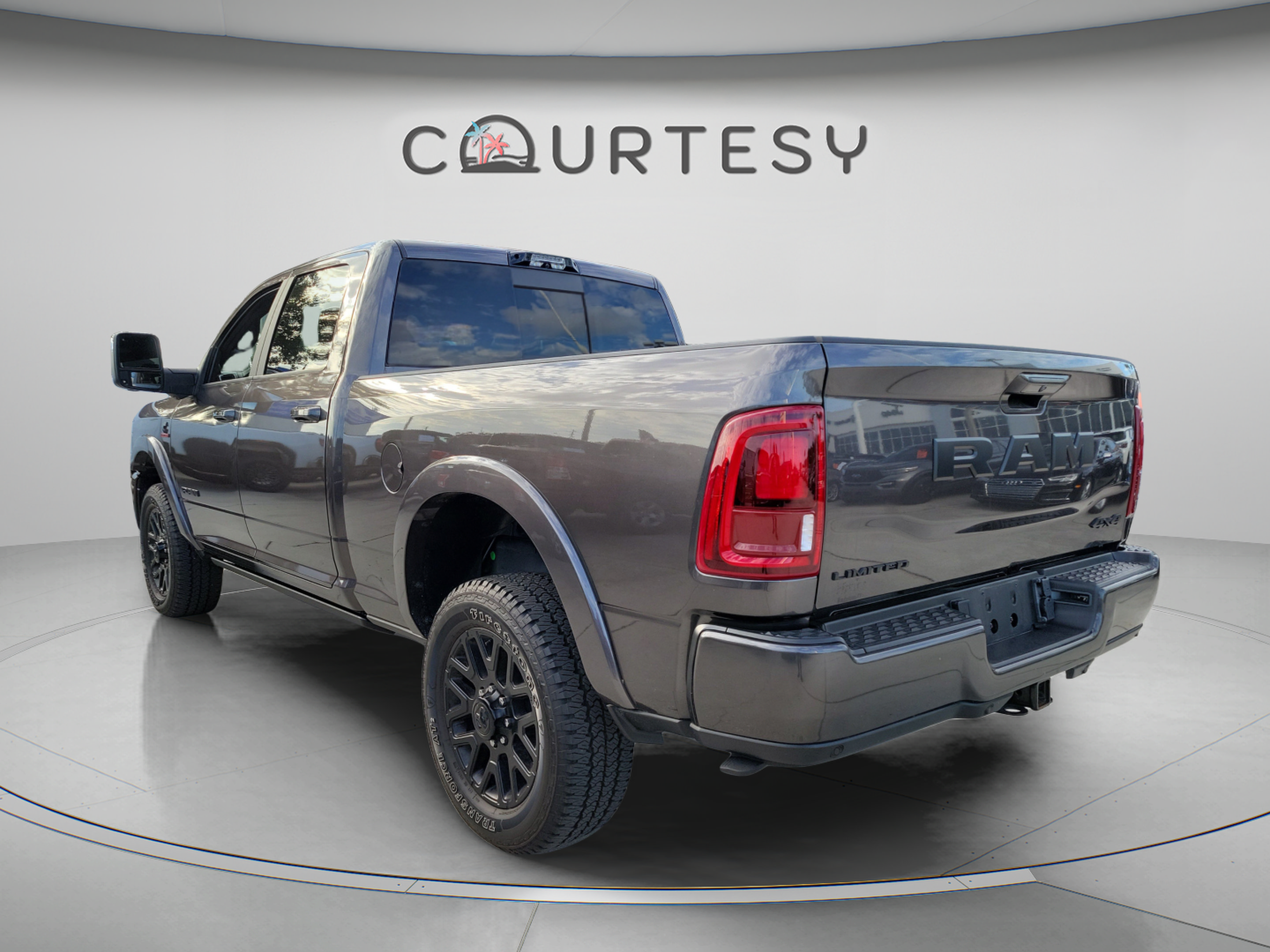 Certified 2025 RAM 2500 Limited AWD/4WD image 2
