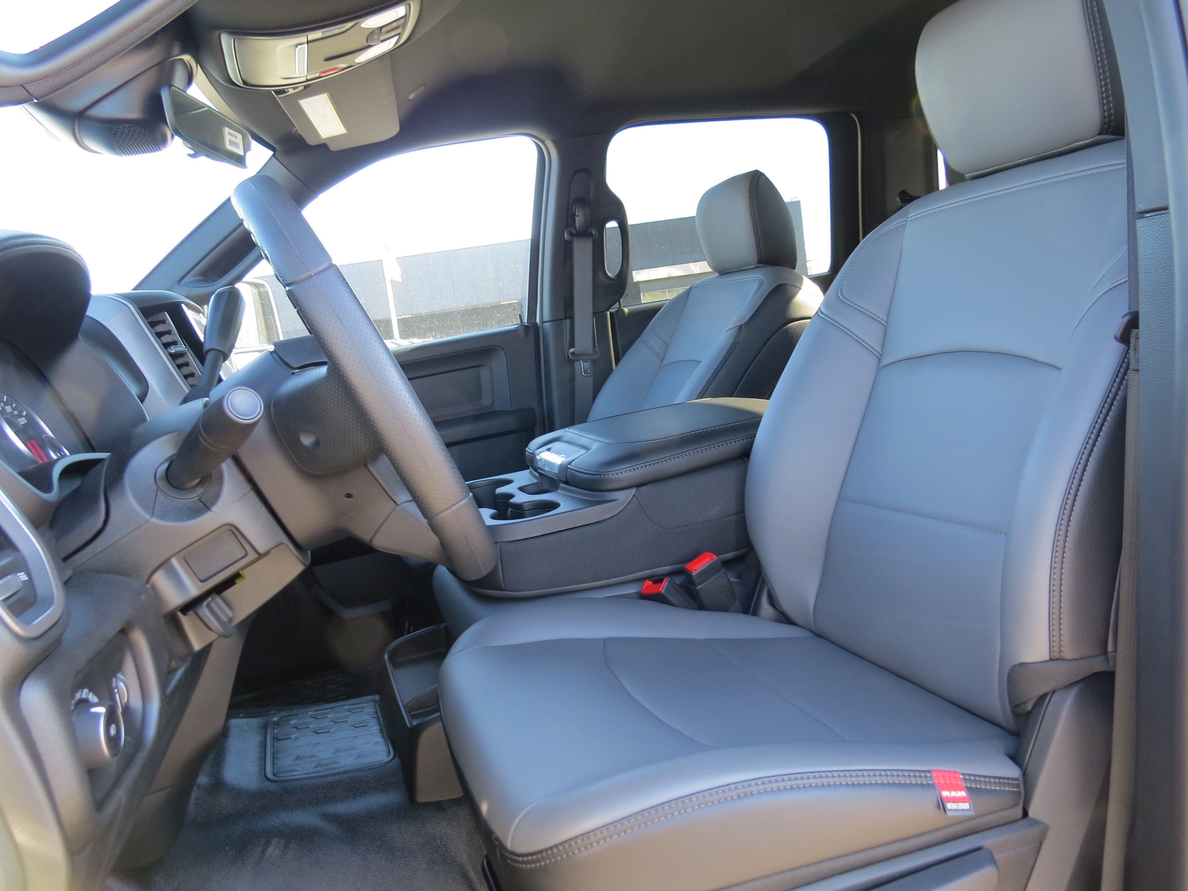 New 2026 RAM 3500 Tradesman w/ Chrome Appearance Group AWD/4WD image 20