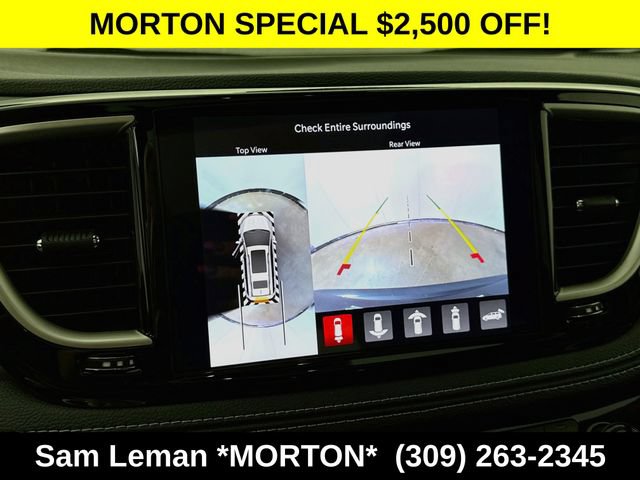 New 2027 Chrysler Pacifica Limited w/ Family Tech Group AWD/4WD image 14