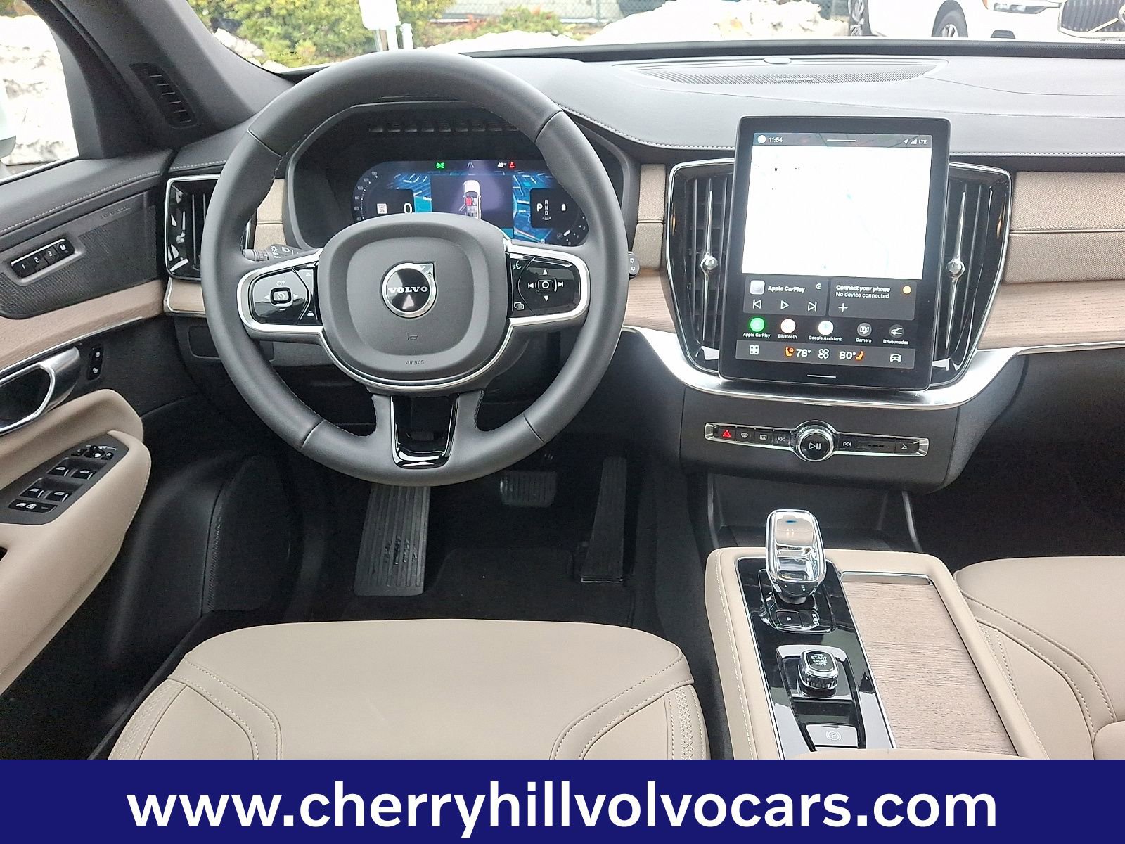 Certified 2025 Volvo XC90 B5 Plus image 12