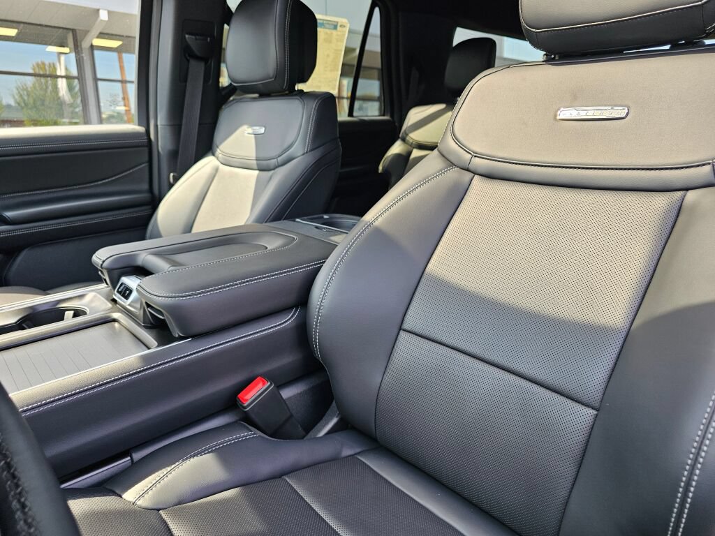 New 2027 Ford Expedition Max Platinum w/ Stealth Performance Package AWD/4WD image 18