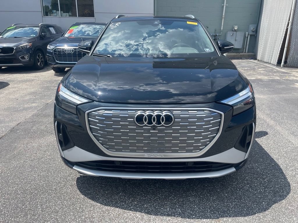 Used 2023 Audi Q4 e-tron Premium Plus w/ Premium Plus AWD/4WD image 3