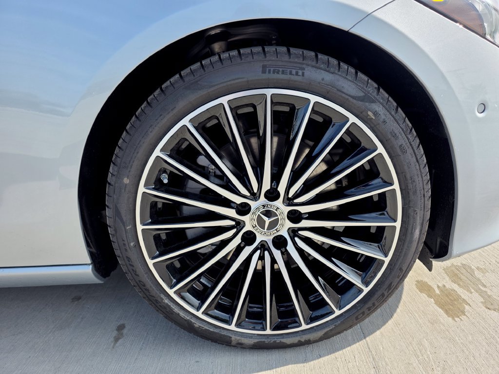New 2026 Mercedes-Benz E 450 4MATIC Sedan image 10