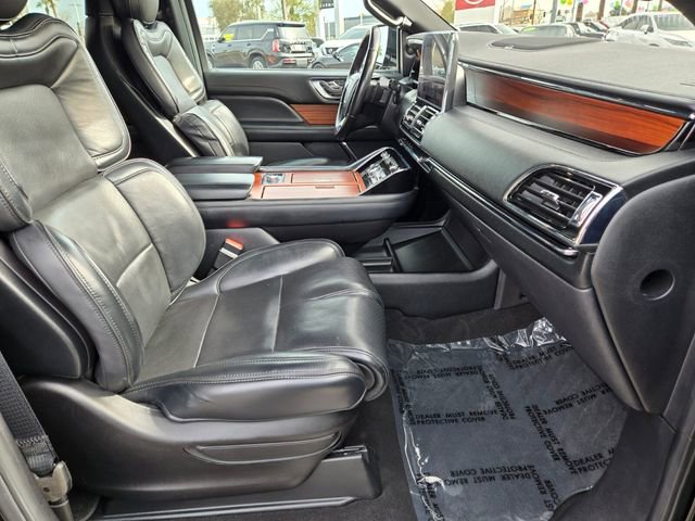 Used 2019 Lincoln Navigator Select w/ Technology Package image 22