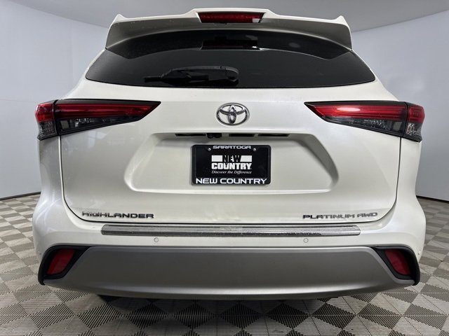 Used 2021 Toyota Highlander Platinum image 6