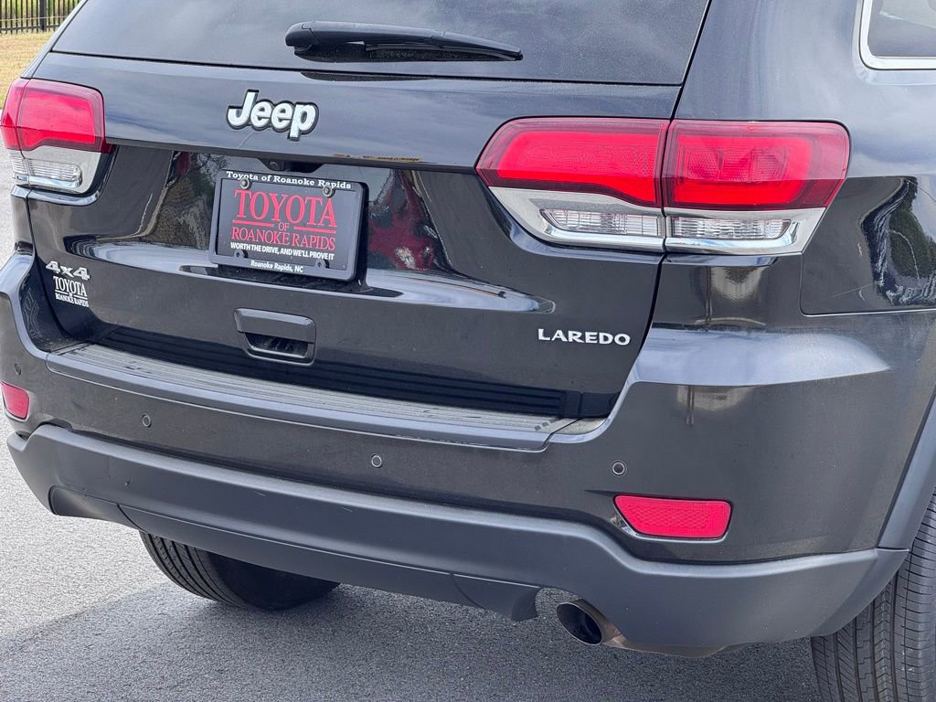 Used 2020 Jeep Grand Cherokee Laredo AWD/4WD image 35