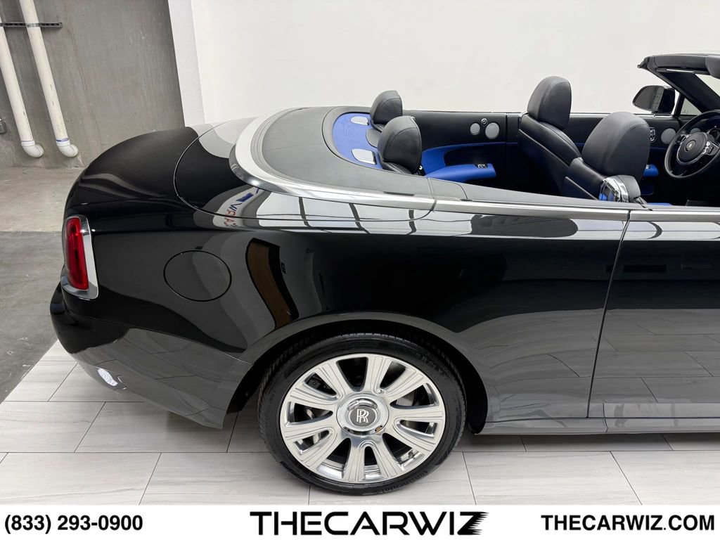 Used 2019 Rolls-Royce Dawn RWD image 22