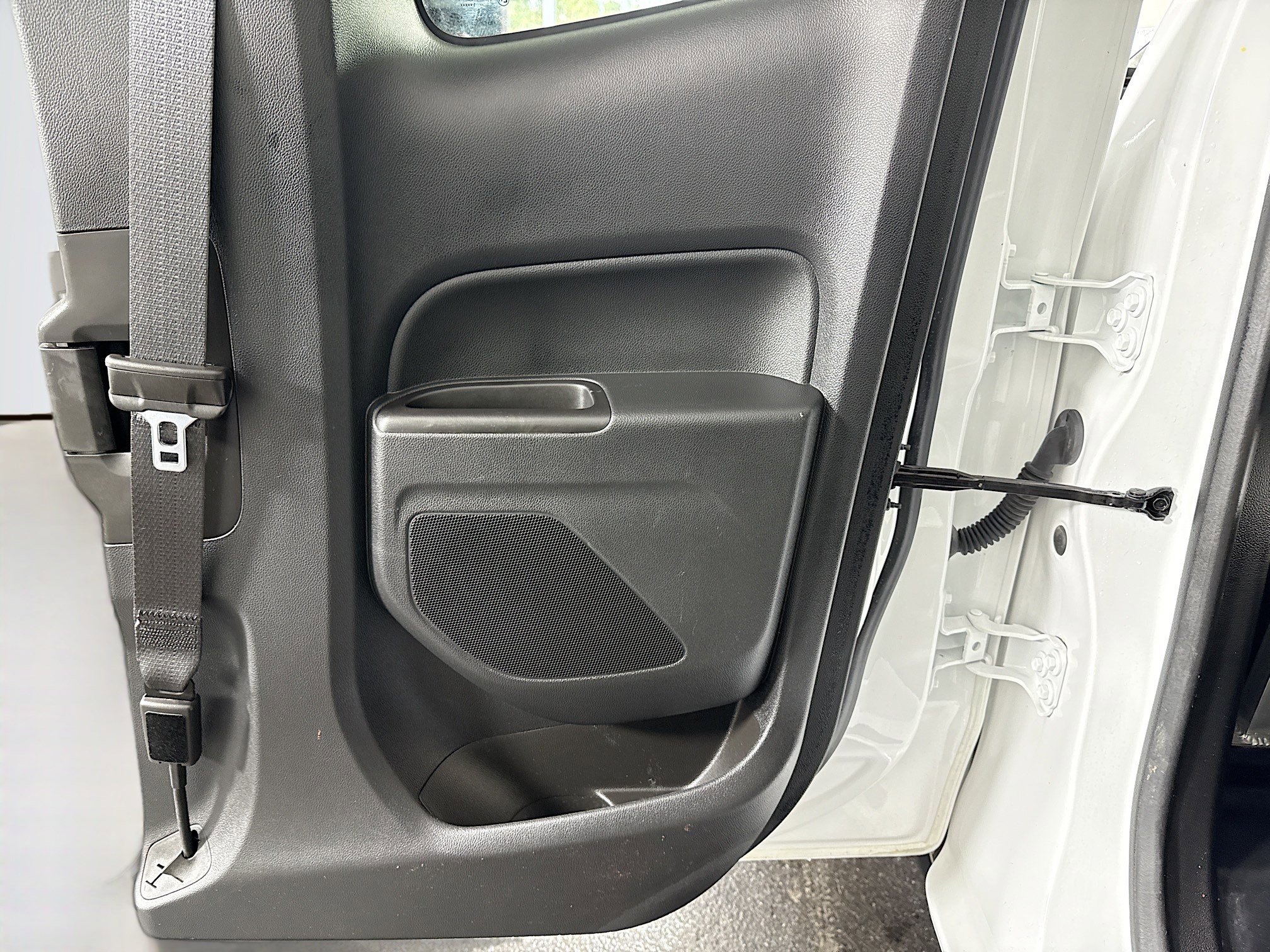 Used 2022 Chevrolet Colorado LT w/ Fleet Safety Package image 27