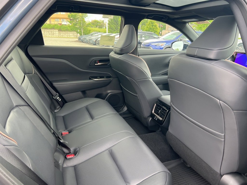 New 2025 Toyota Crown Signia image 8