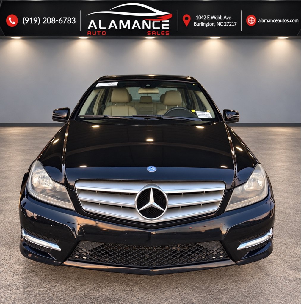 Used 2012 Mercedes-Benz C 300 4MATIC Sedan image 23