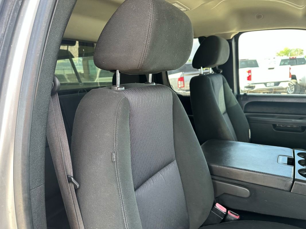 Used 2010 Chevrolet Silverado 1500 LT w/ Power Pack Plus AWD/4WD image 16
