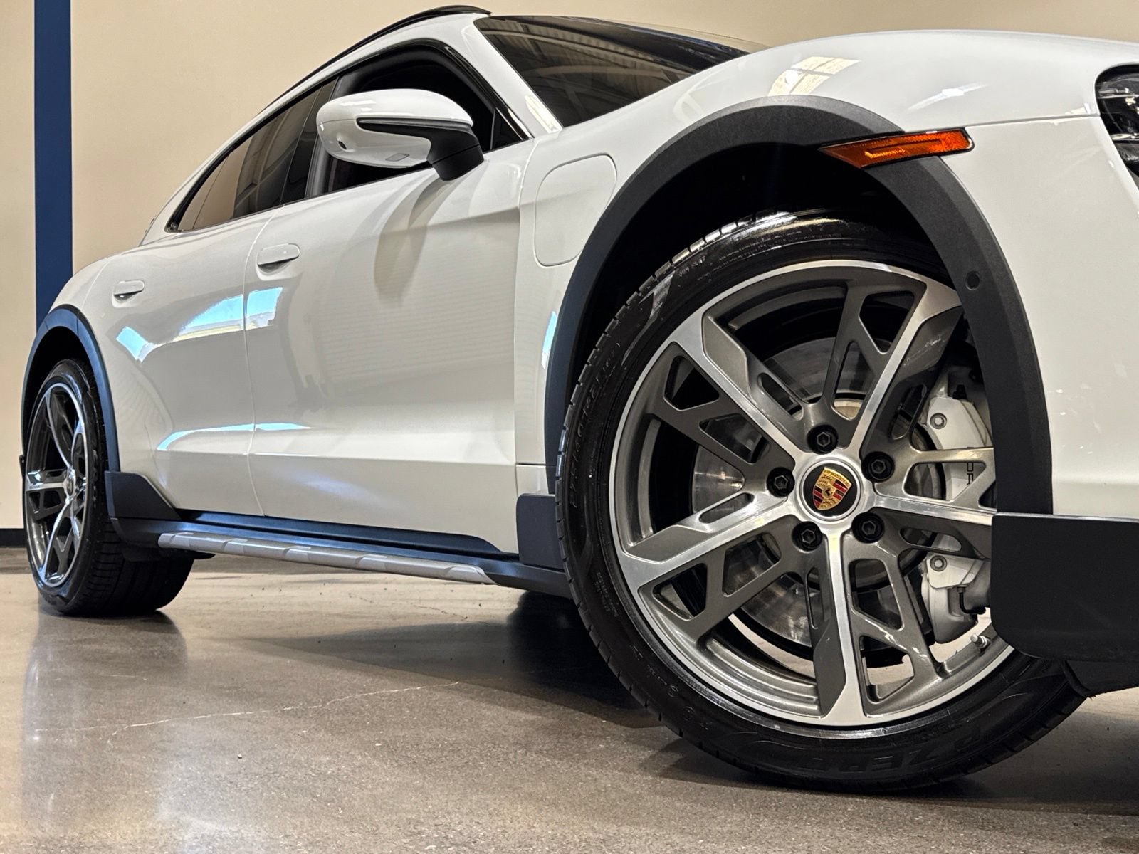 Used 2023 Porsche Taycan Turbo AWD/4WD image 3