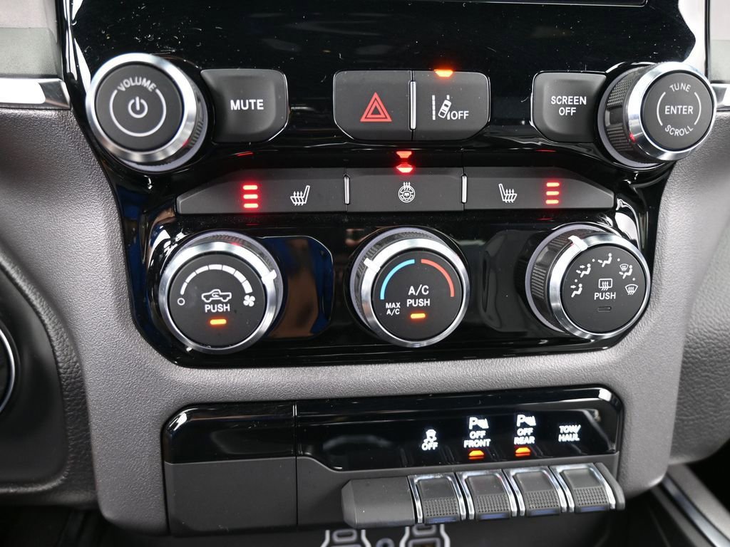 Used 2025 RAM 1500 Big Horn image 25