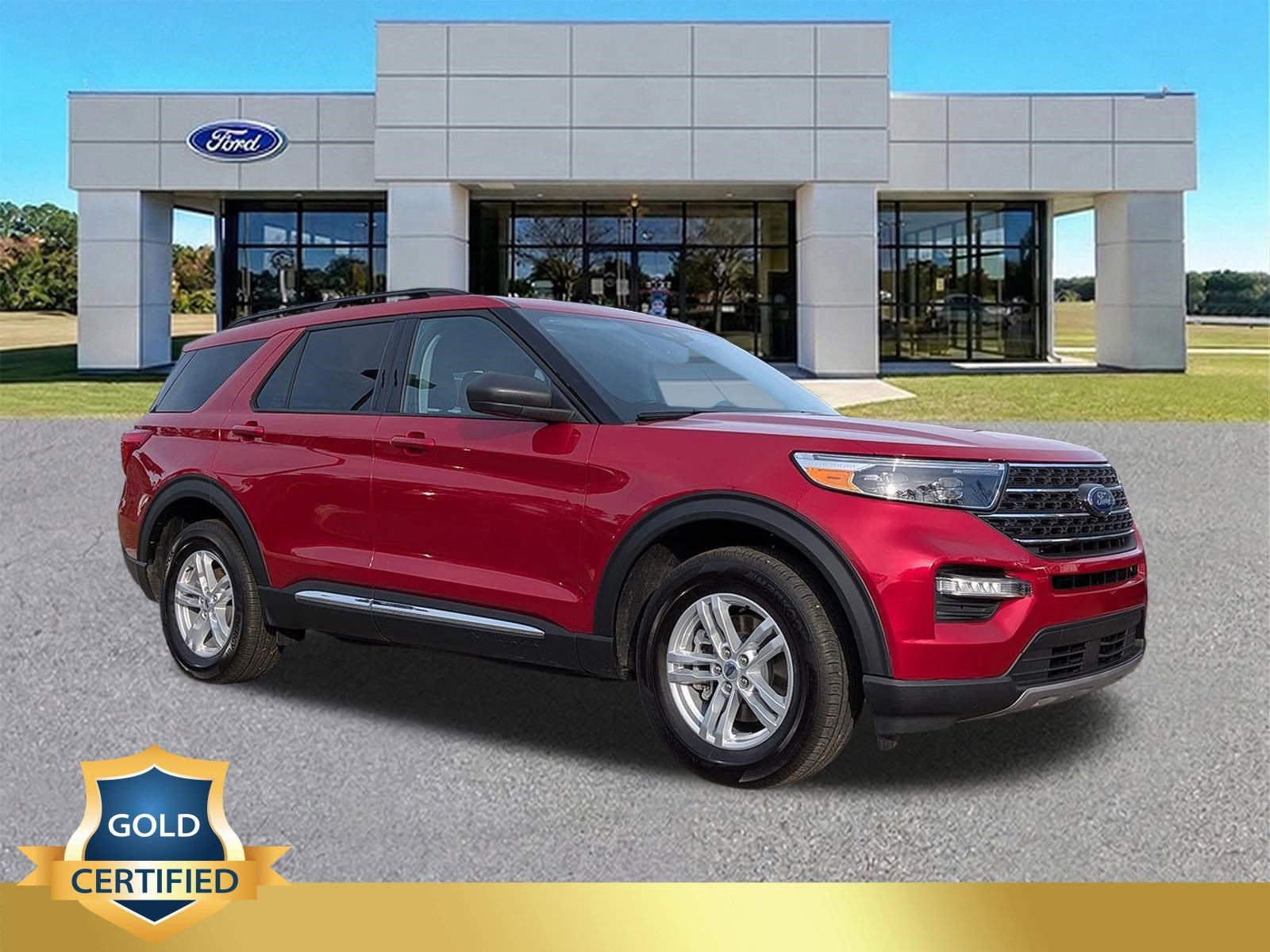 Certified 2023 Ford Explorer XLT w/ Equipment Group 202A