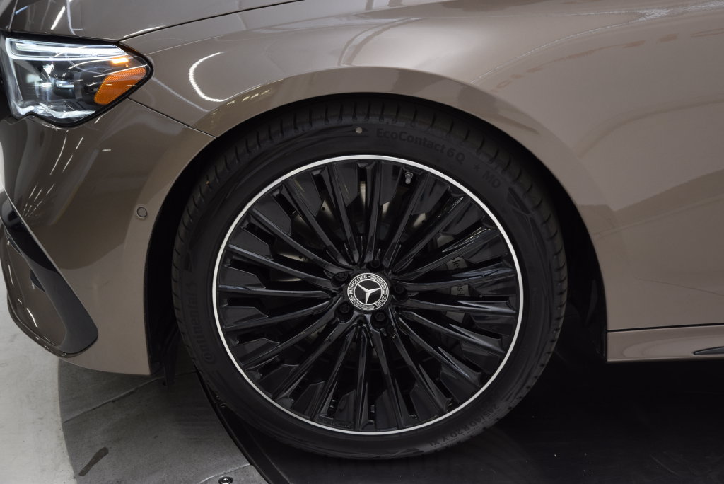 New 2026 Mercedes-Benz E 450 4MATIC Sedan image 12