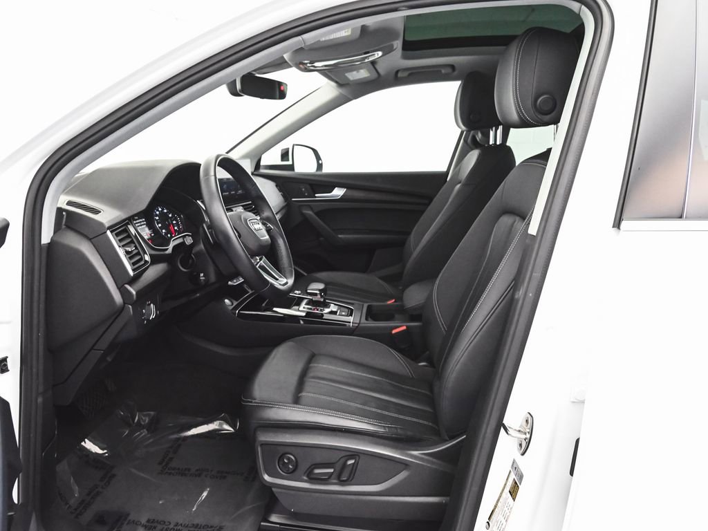 Used 2023 Audi Q5 2.0T Premium w/ Convenience Package image 27