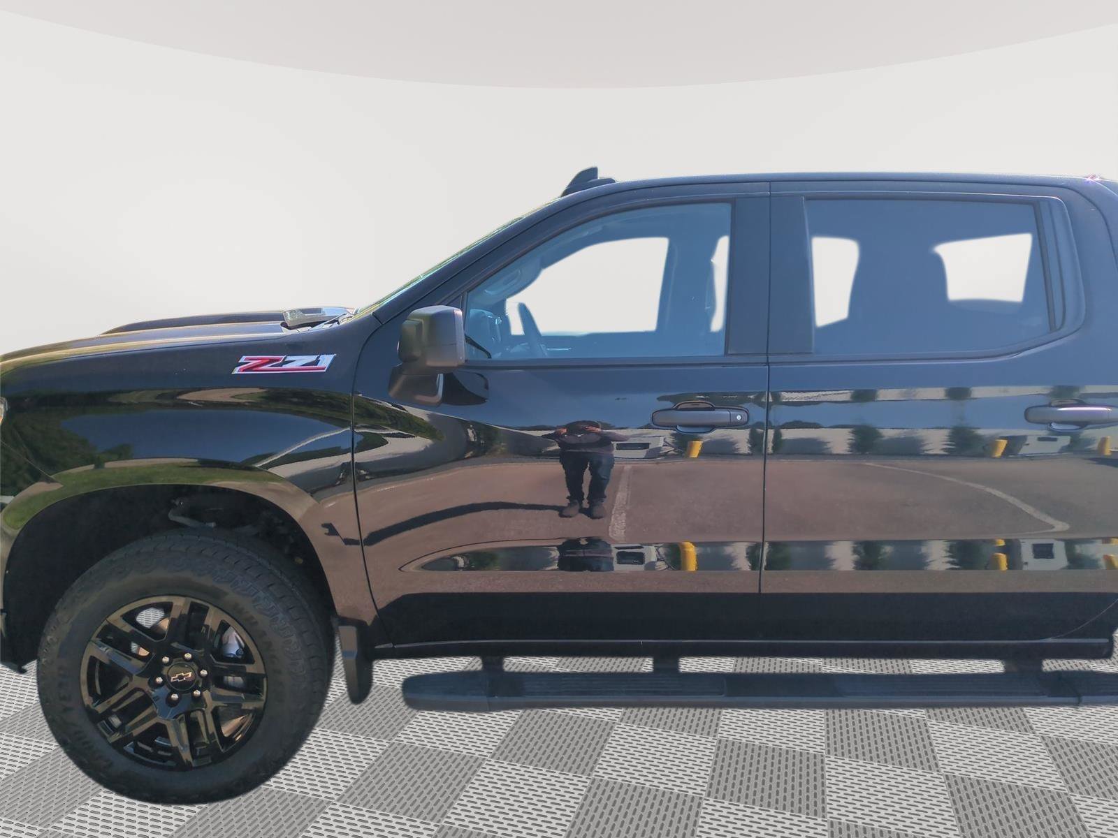 Used 2024 Chevrolet Silverado 1500 Custom Trail Boss AWD/4WD image 12