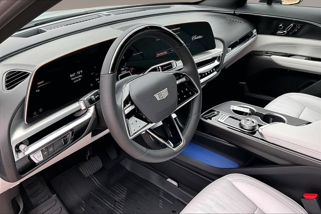 New 2026 Cadillac Lyriq Sport w/ LPO, Floor Liner Package AWD/4WD image 6