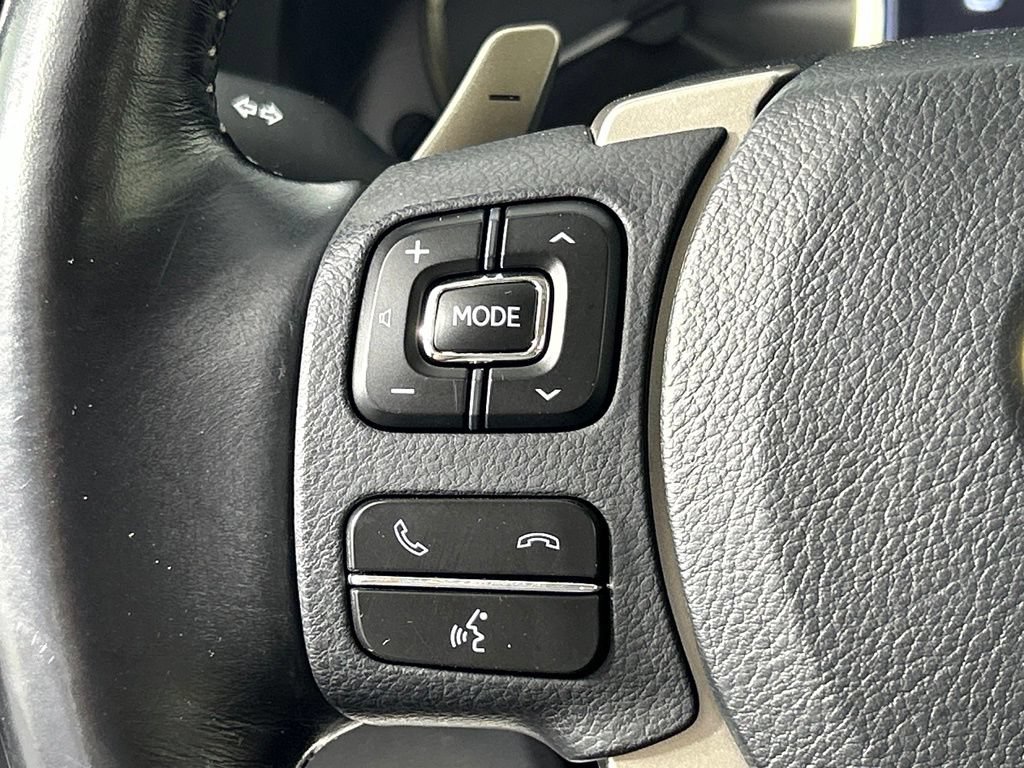 Used 2017 Lexus IS 300 AWD image 28