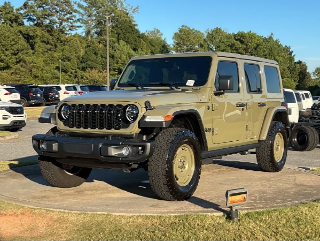 Used 2026 Jeep Wrangler Unlimited Sport AWD/4WD image 3