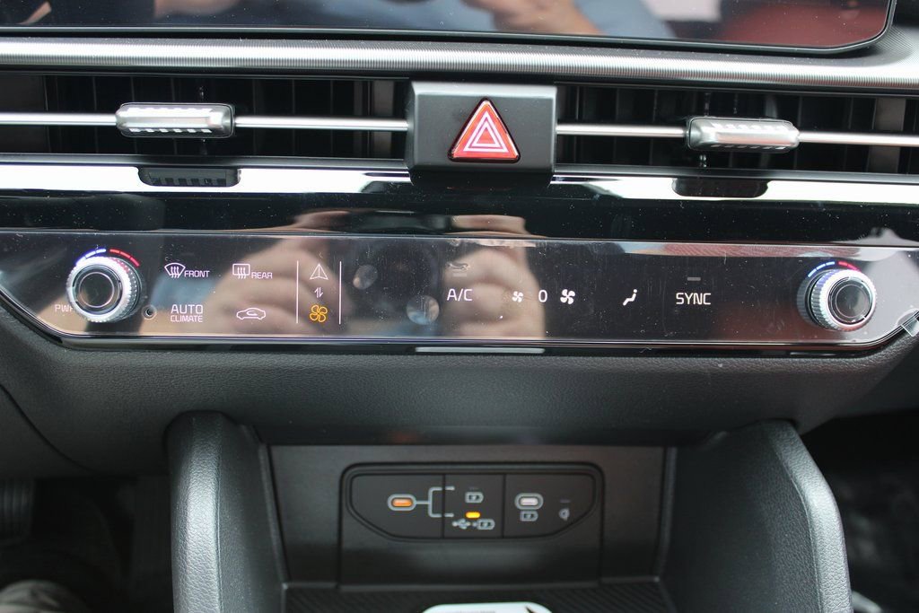 New 2026 Kia Sportage SX image 30