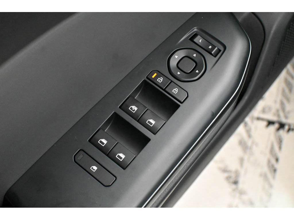 New 2025 Kia K4 image 15