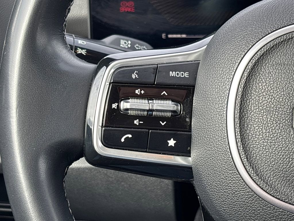Used 2025 Kia Sorento S image 28