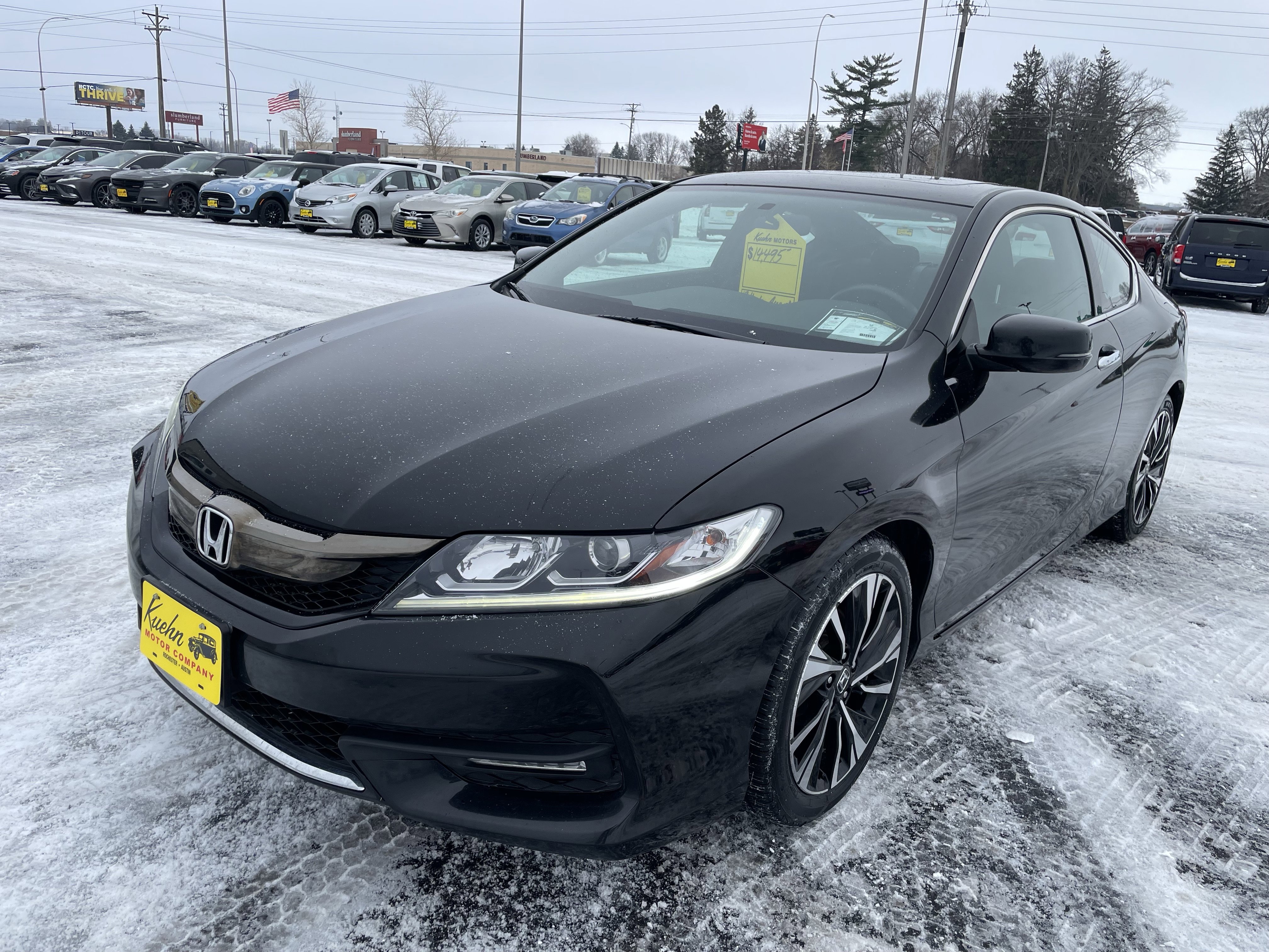 Used 2017 Honda Accord EX image 4
