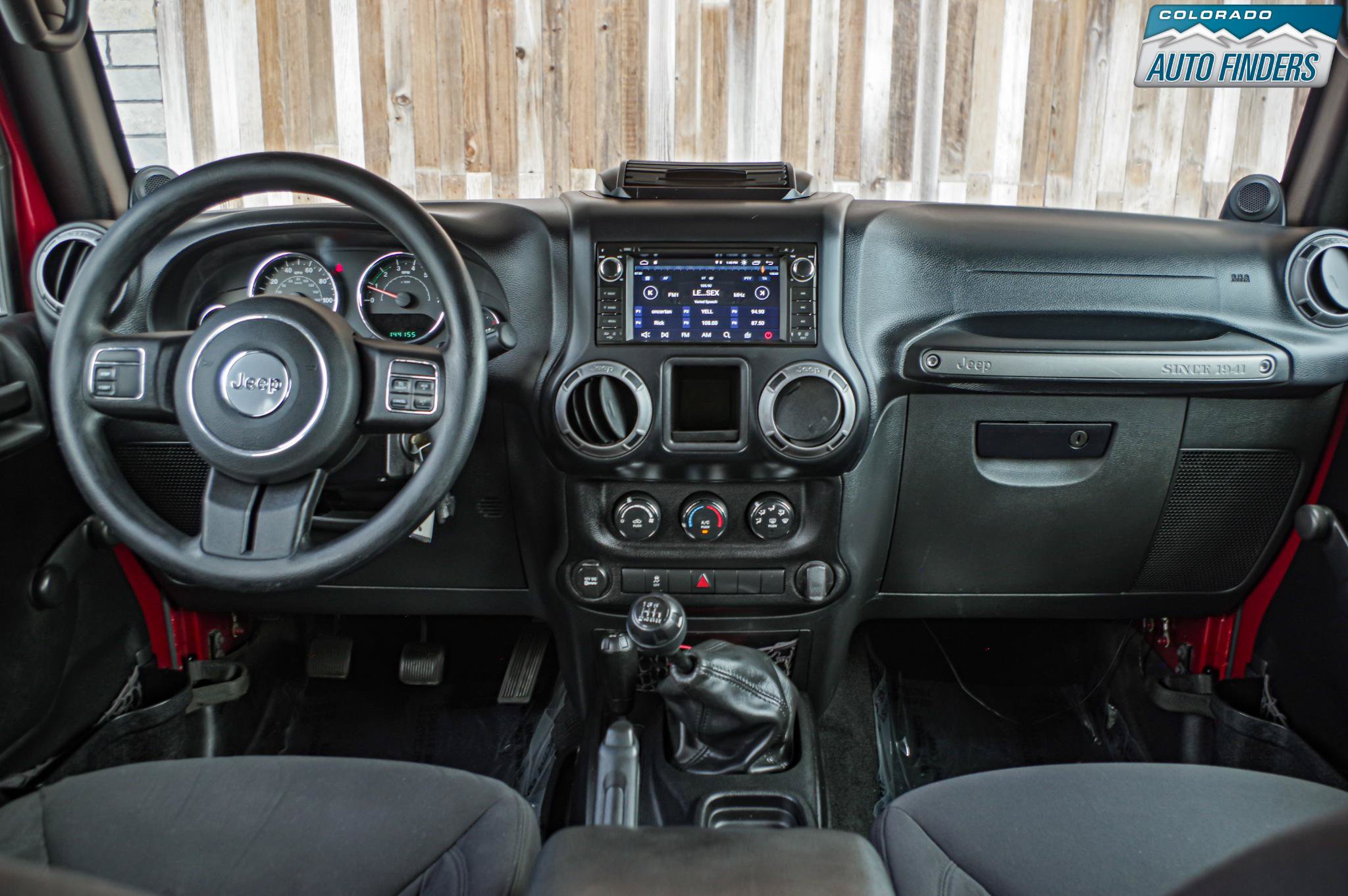 Used 2013 Jeep Wrangler Unlimited Sport w/ Max Tow Pkg AWD/4WD image 15