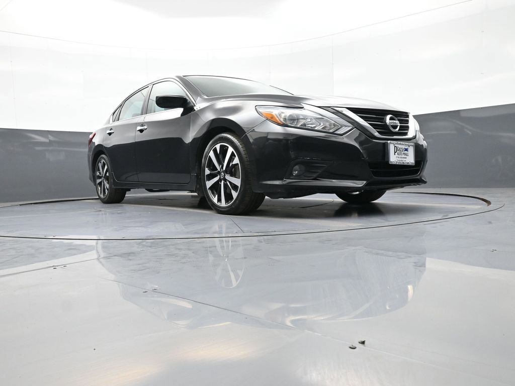 Used 2018 Nissan Altima 2.5 SR FWD image 26