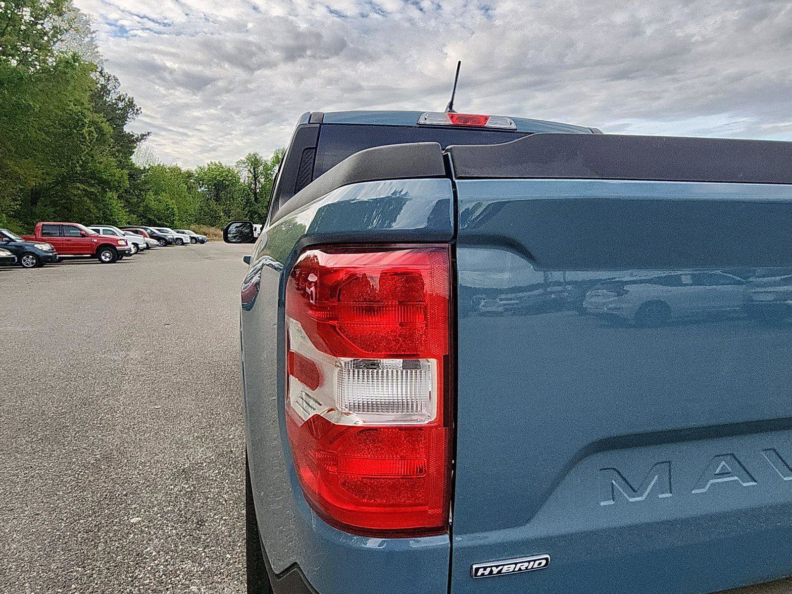 Used 2023 Ford Maverick Lariat w/ Lariat Luxury Package image 10