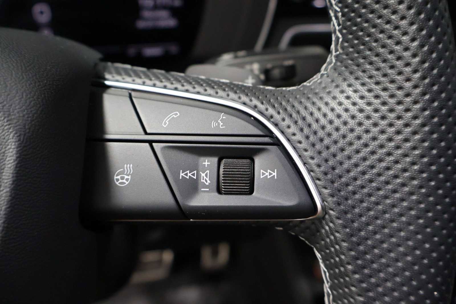 Used 2023 Audi S4 Premium Plus w/ Premium Plus Package AWD/4WD image 25